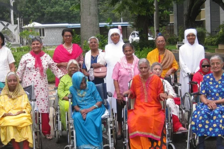 Little Sisters of the Poor in India – Bangalore Saint Joseph